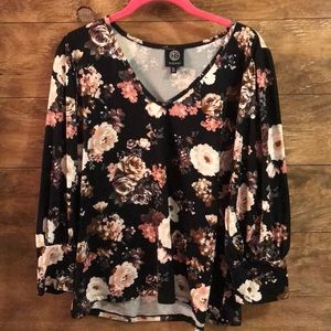 Black floral top